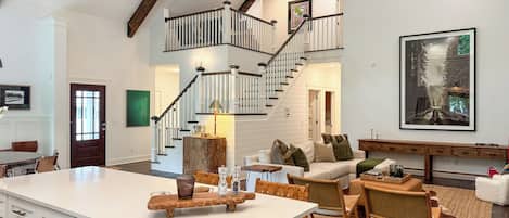 Smart TV, fireplace, stereo, offices