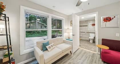 Accessible Retreat Near Downtown Stillwater - Charming 3 Bedroom