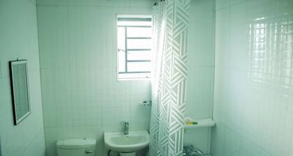 SUNRISE APARTMENTS: 2 & 3 bedroom Apartments in Livingstone with Air Condition