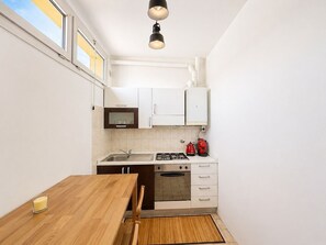 Private kitchen - Stay in the historic center of Bologna (Bologna)