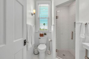 House, Multiple Beds (Casa Solmar) | Bathroom - Casa Solmar (Treasure Island)