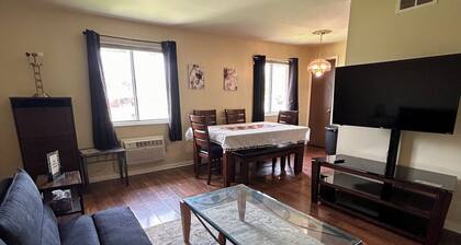 The Peaceful Landing. Comfortable apartment in Miamisburg!
