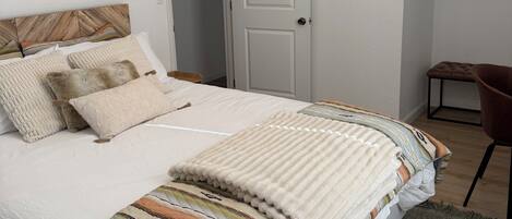 Desk, iron/ironing board, free WiFi, bed sheets