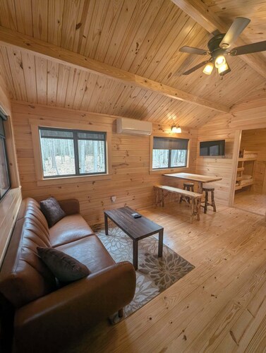 Porch View Cabin - 3 Min to Silver Lake Sand Dunes