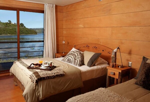 Palafito 1326 Hotel Boutique - Chiloé Island