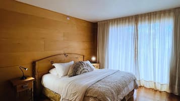 Standard Double Room, Balcony, Partial Sea View | Desk, laptop workspace, free WiFi