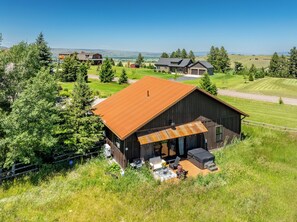 Exterior - New! Secluded retreat with Hot Tub and Mountain Views near Bozeman! (Gallatin Gateway)