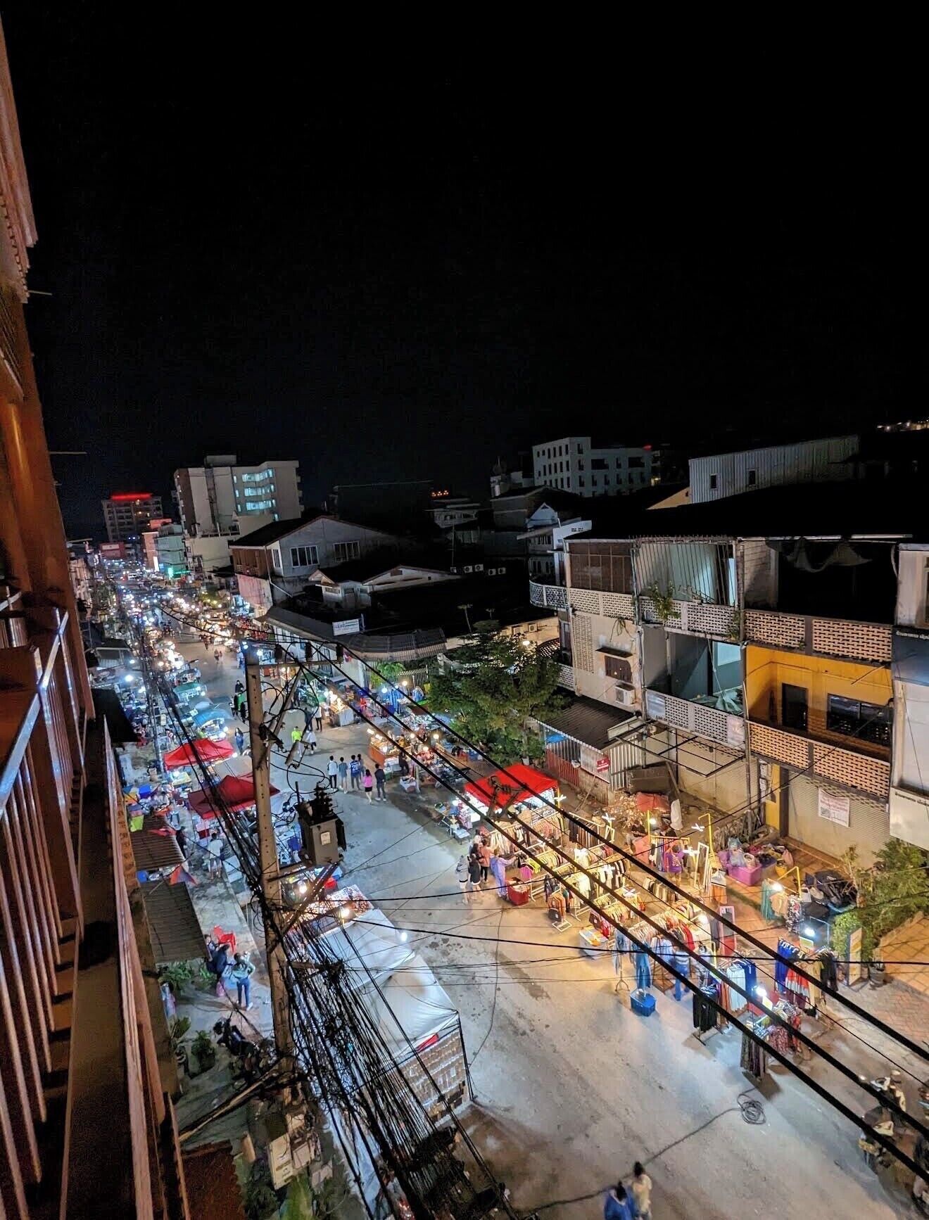 ด้านหน้าที่พัก