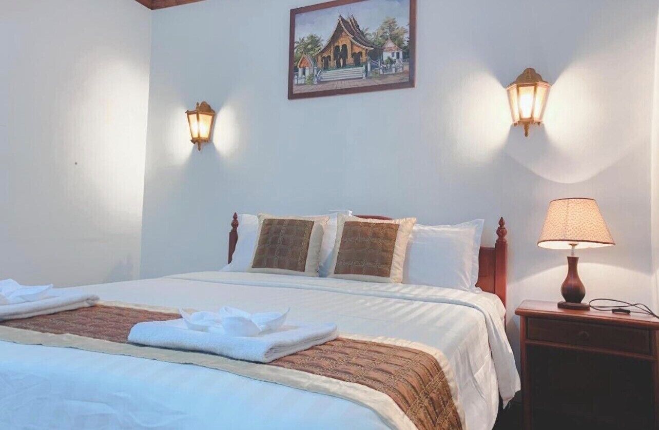 Standard Double Room | In-room safe, desk, laptop workspace, free WiFi