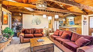TV, fireplace, offices