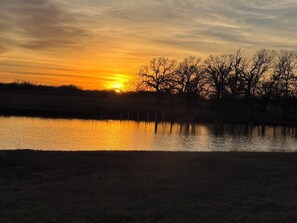 Miscellaneous - Barndominium on the Lake-Axtell (Axtell)