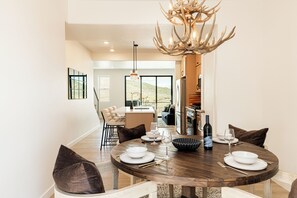 Dining - Adventure Awaits-Hike, Bike, Ski & Water Sports All Just Minutes Away (Heber City)