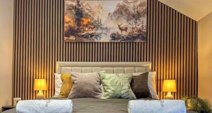 Forest Inspired Home! Near M1 and Superb Locations