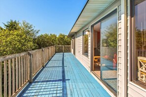 Terrace/patio - Ocean Surf Condo | Queen Bed | Sleeps 4 | Unit 207 (Ocean Shores)