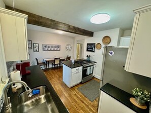 Fridge, microwave, oven, stovetop - Bungalow Near HPU, Furniture Market, & Hospital (High Point)