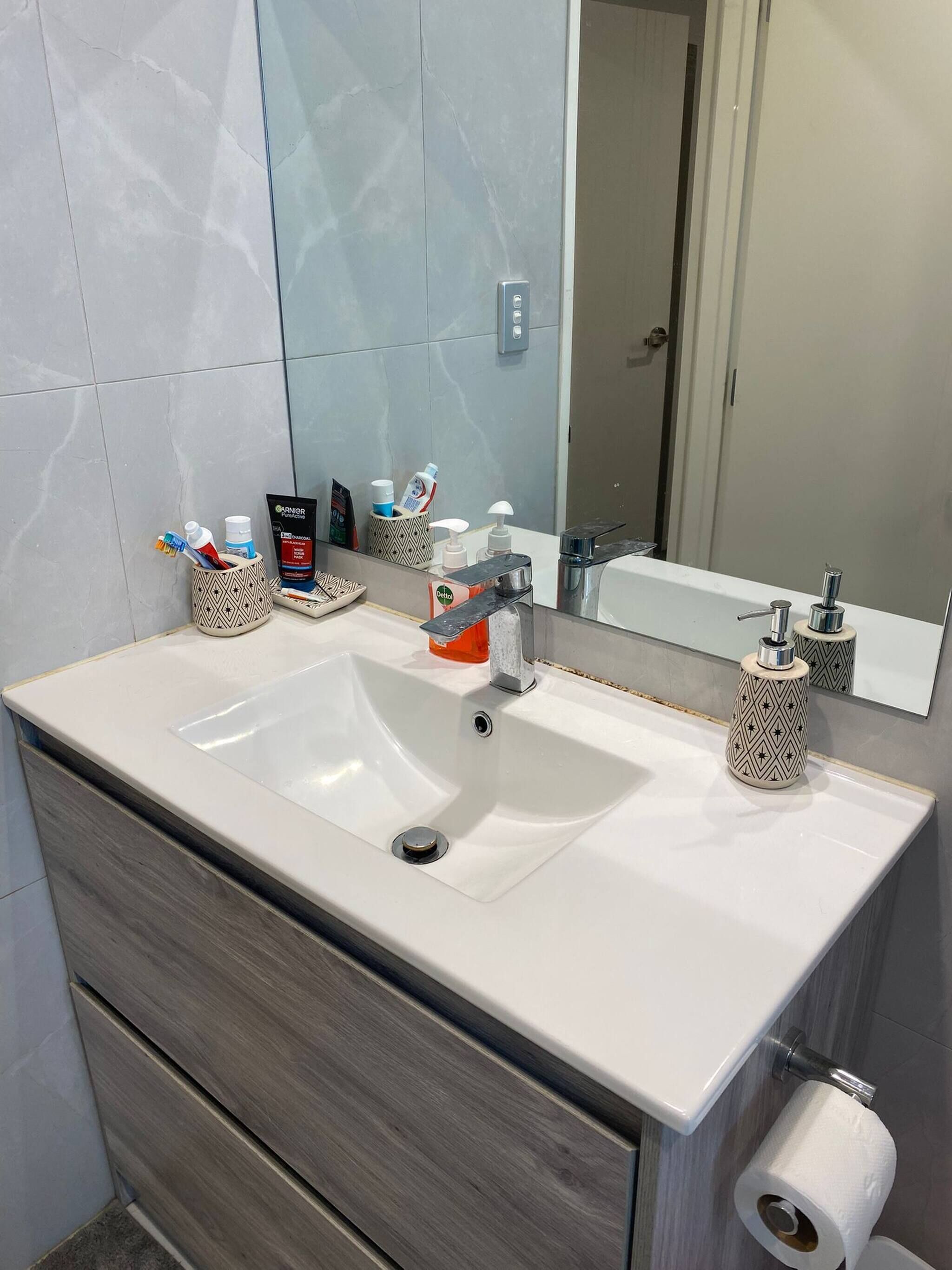 Room, 1 Bedroom | Bathroom