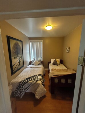 3 Schlafzimmer, Bügeleisen/Bügelbrett, WLAN, Bettwäsche