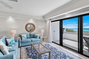 Leilighet, 1 kingsize-seng med sovesofa (Aegean 220) | Oppholdsområde