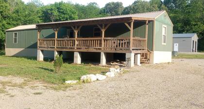 The River Cabin, At Saddler Falls on Spring River with AC. Sleeps 12+