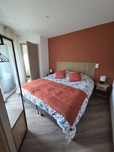 Au pied des bois ! Chambre d hôte