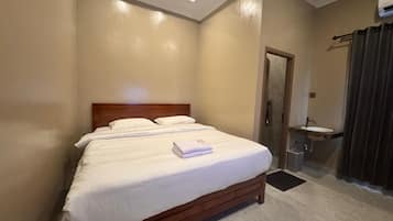 Deluxe Room, Non Smoking | Free WiFi