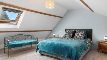 3 bedrooms, travel crib, free WiFi