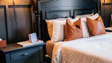 1 slaapkamer, een strijkplank/strijkijzer, gratis wifi, beddengoed
