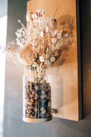 Interior detail - Moody Blues Studio | Perfect for work or romance (Memphis)