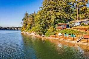 Exterior - 3BR Waterfront Retreat | Firepit | Hot Tub (Shelton)