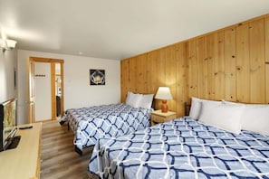 WiFi, bed sheets - 2BR Oceanview Condo | Walk to Beach | Sleeps 6 (Ocean Shores)