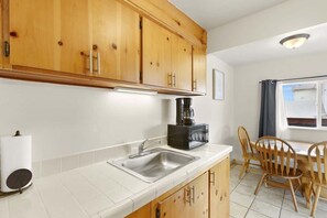 Fridge, microwave, oven, cookware/dishes/utensils - 2BR Oceanview Condo | Walk to Beach | Sleeps 6 (Ocean Shores)