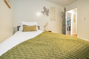 2 Schlafzimmer, Bügeleisen/Bügelbrett, kostenloses WLAN, Bettwäsche
