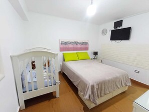 Room - Wonderful 4-bedroom apartment in San Miguel perfect for your stay (San Miguel)