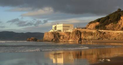 Pacific Drift House