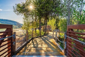 Property grounds - Dover Bay Home | Lake Pend Oreille | Ski Access (Dover)