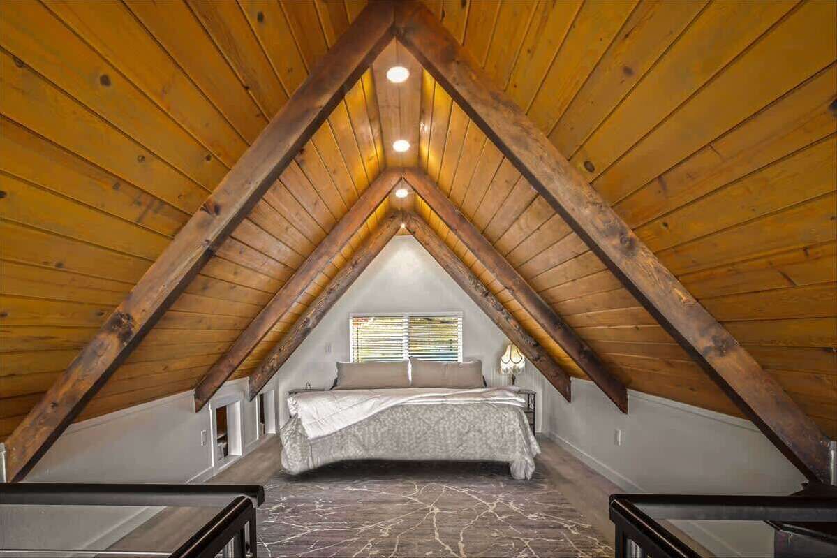 WiFi, bed sheets