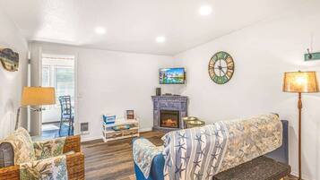 TV, fireplace, offices
