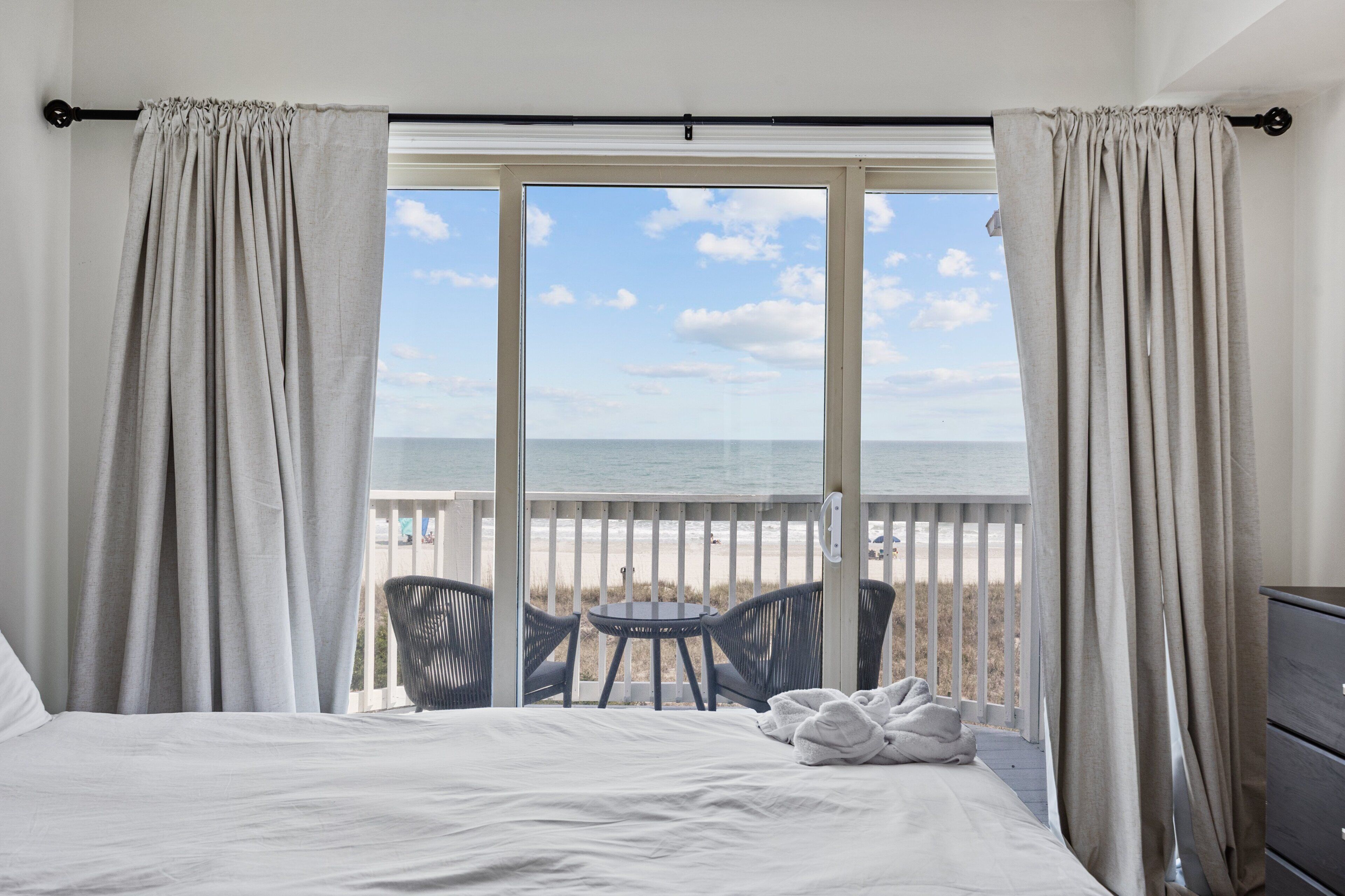 Iron/ironing board, travel crib, free WiFi, bed sheets