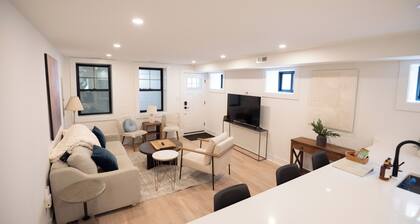 NEW! Lux Private Stay on H Street & Capitol Hill