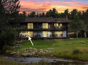 Exterior - Walk to Town! River Front Condo-1 King Bedroom-1 Bathroom (Estes Park)