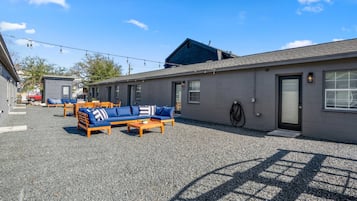 Maison, fumeurs | 1 chambre