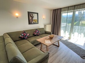 TV - Heckenrose by Interhome (Sankt Englmar)