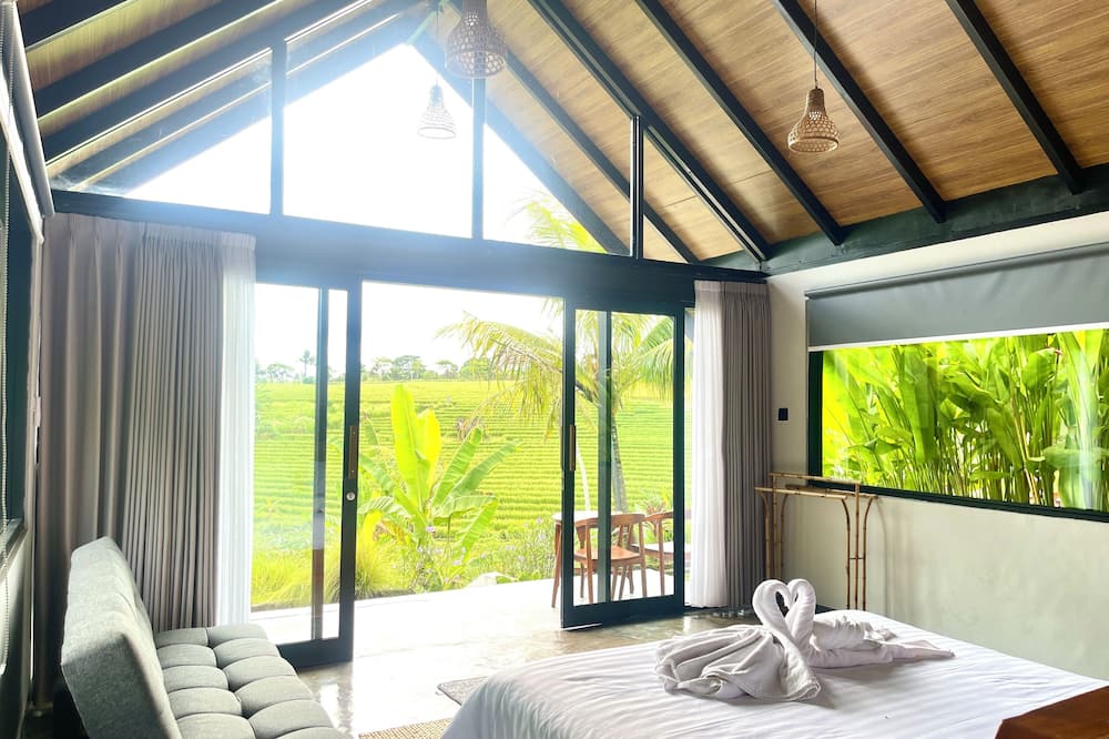 MAXY Guest House