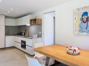 Unclassified image, 2 of 31, button - Jolanda by Interhome (Domaso)