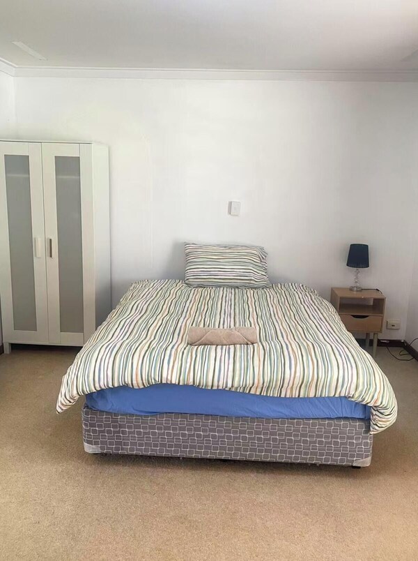 Cozy Room - Perth, Australia