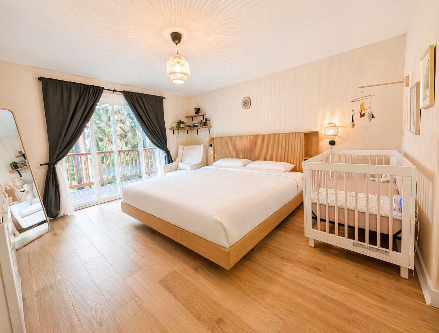 3 bedrooms, travel cot, WiFi, bed sheets