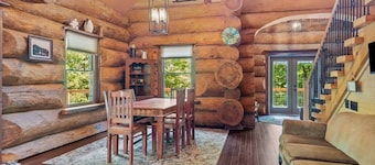 The Missing Peace Cabin - Hot Tub, Private 3BR Mountain Reset Near Pisgah Nat’l