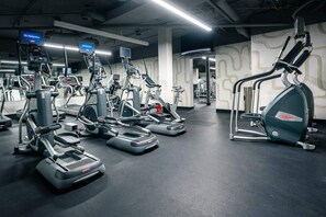 Fitness facility - Elevated Escape by Luxera •  Pickleball • City Views •  Gaslamp •  Balboa&Petco (San Diego)