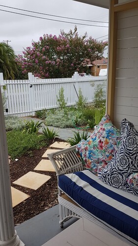 Coastal Grevillea Studio Retreat ,a place to relax or enjoy the outdoors