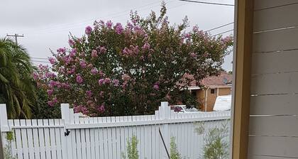 Coastal Grevillea Studio Retreat ,a place to relax or enjoy the outdoors